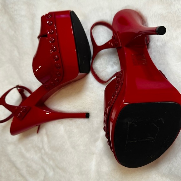 Miu Miu Glossy Red Heeled Sandals brand new - Picture 5 of 5